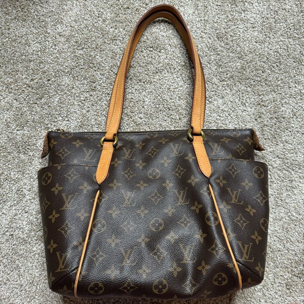 Louis Vuitton Brown Monogram Shoulder Bag with Iconic Design